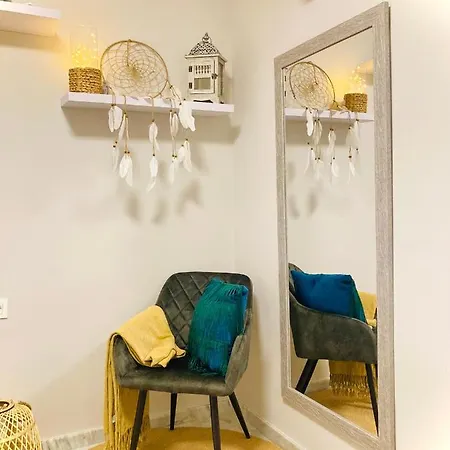 Lovely Con Patio Apartment Granada
